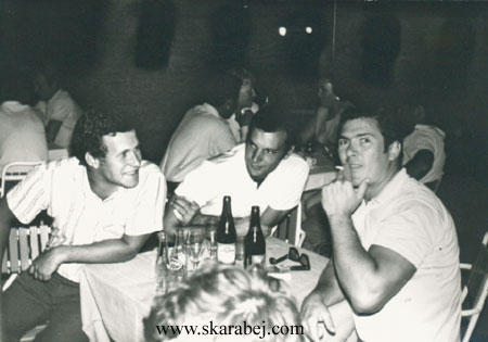 Skarabej - at the table