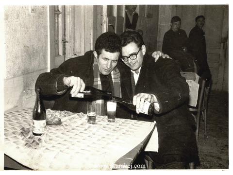 Skarabej - at the table