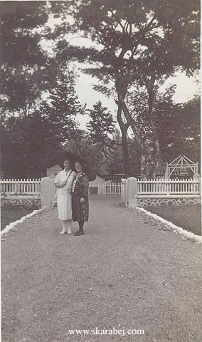 Skarabej - two of us