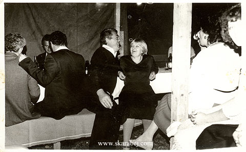 Skarabej - at the table