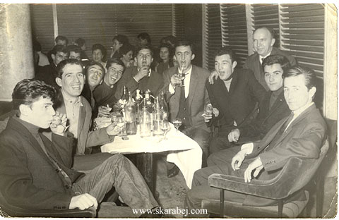 Skarabej - at the table